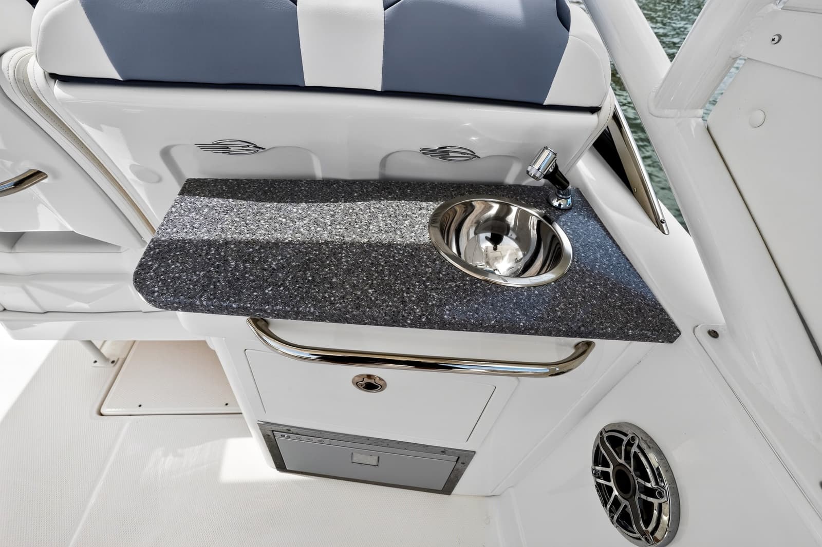 2023 Chaparral 280 OSX - Photo 24