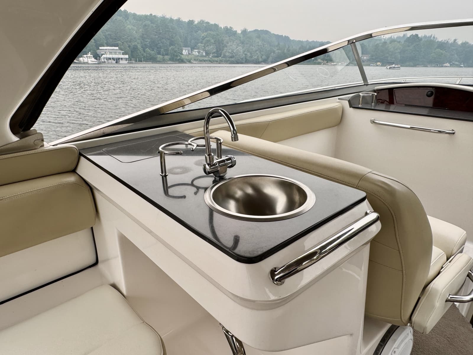 2012 Regal 3550 Cuddy - Photo 22