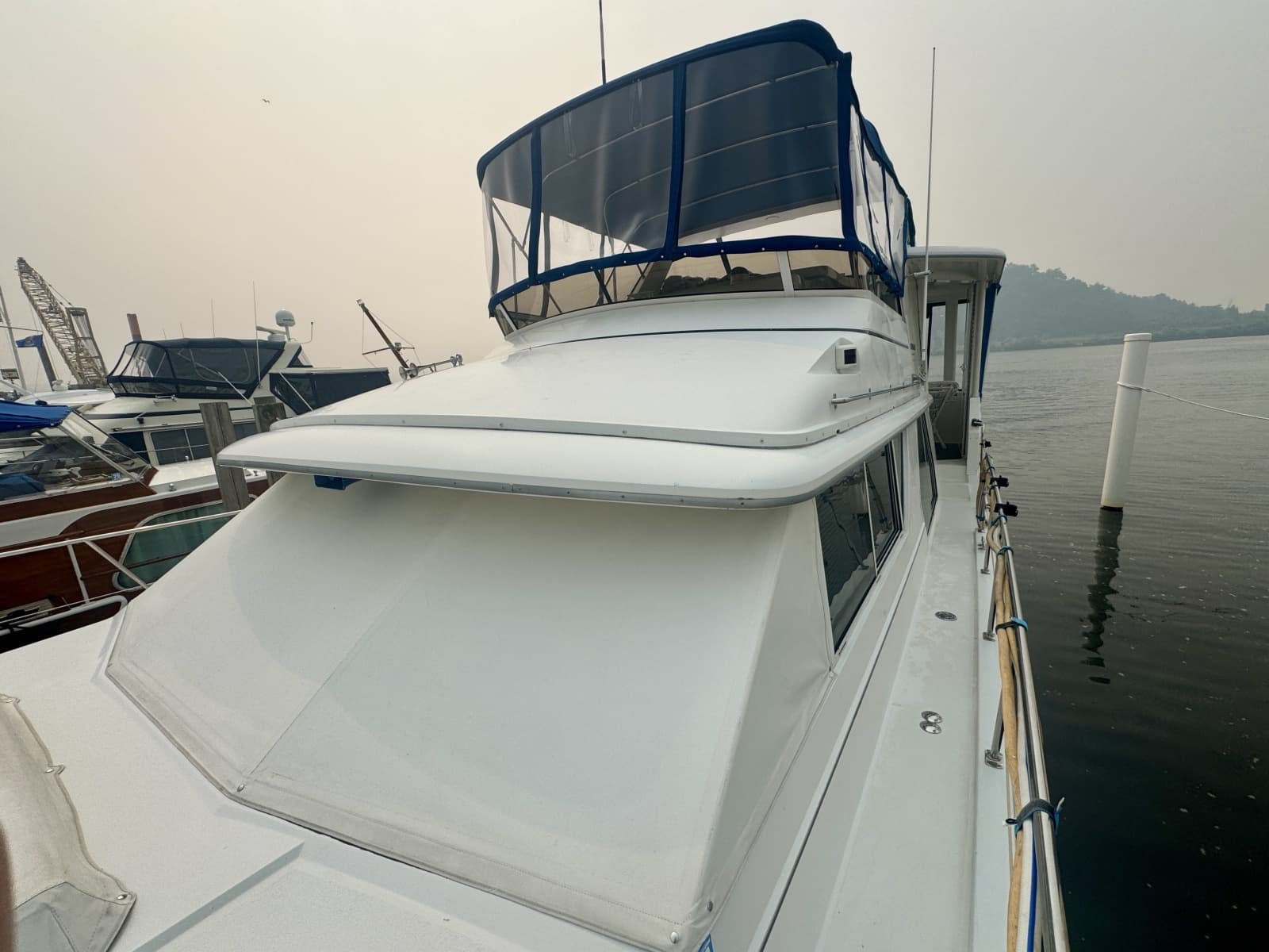 1997 Carver 445 Aft Cabin - Photo 21