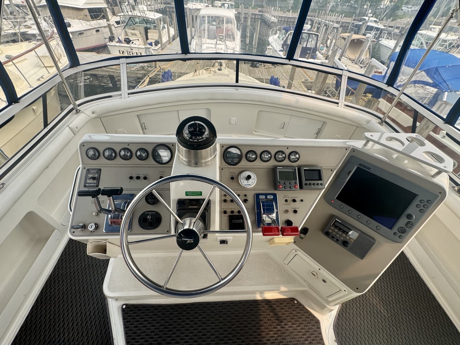 1997 Carver 445 Aft Cabin - Photo 26