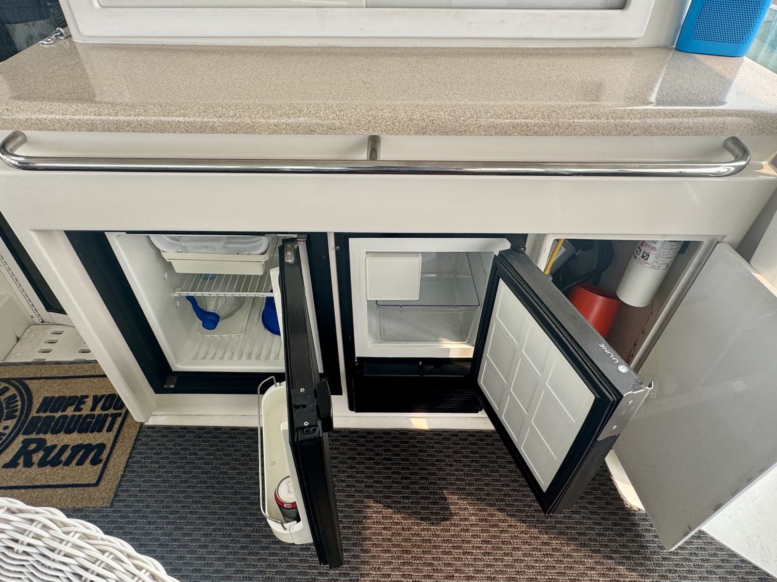 1997 Carver 445 Aft Cabin - Photo 24