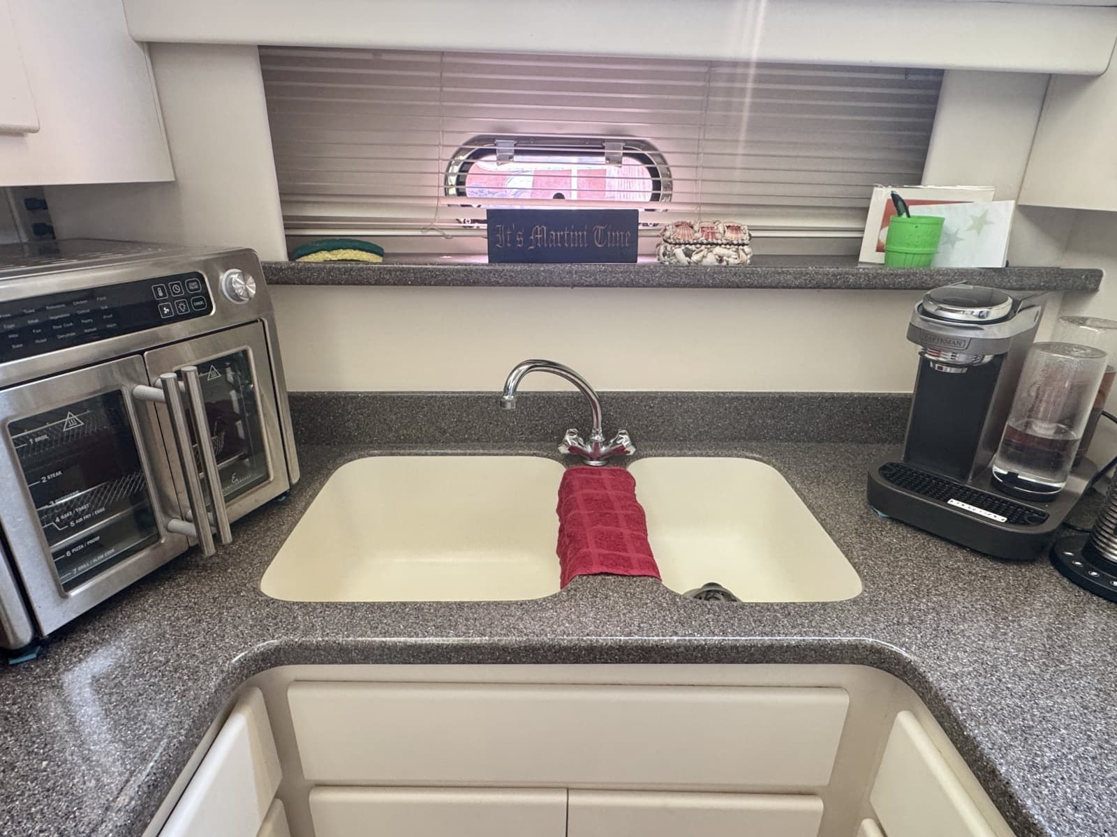 1997 Carver 445 Aft Cabin - Photo 39
