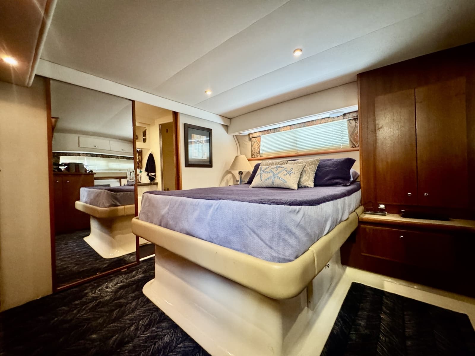 1997 Carver 445 Aft Cabin - Photo 45