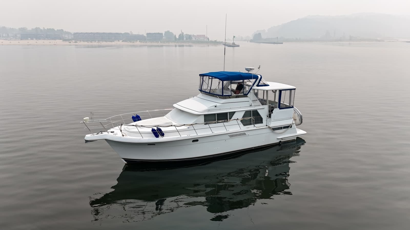 1997 Carver 445 Aft Cabin - Photo 2