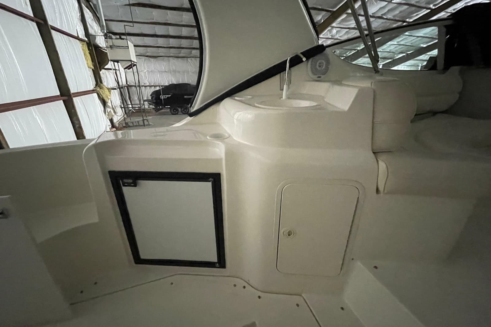2002 Cruisers Yachts 3372 Express - Photo 48