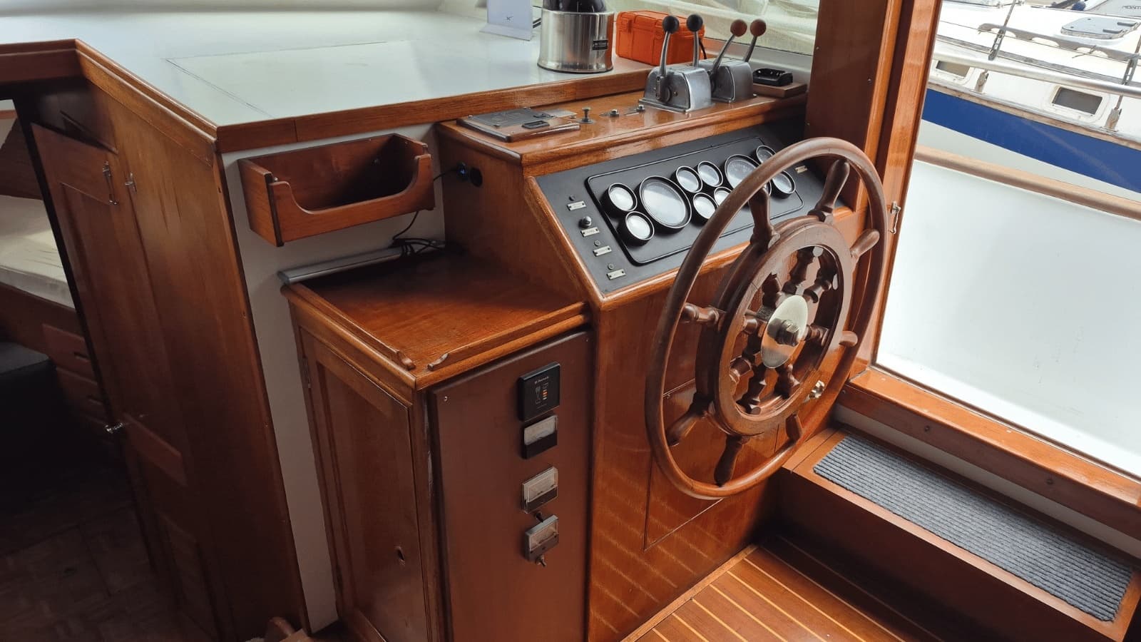 1983 Island Gypsy 44 - Photo 18