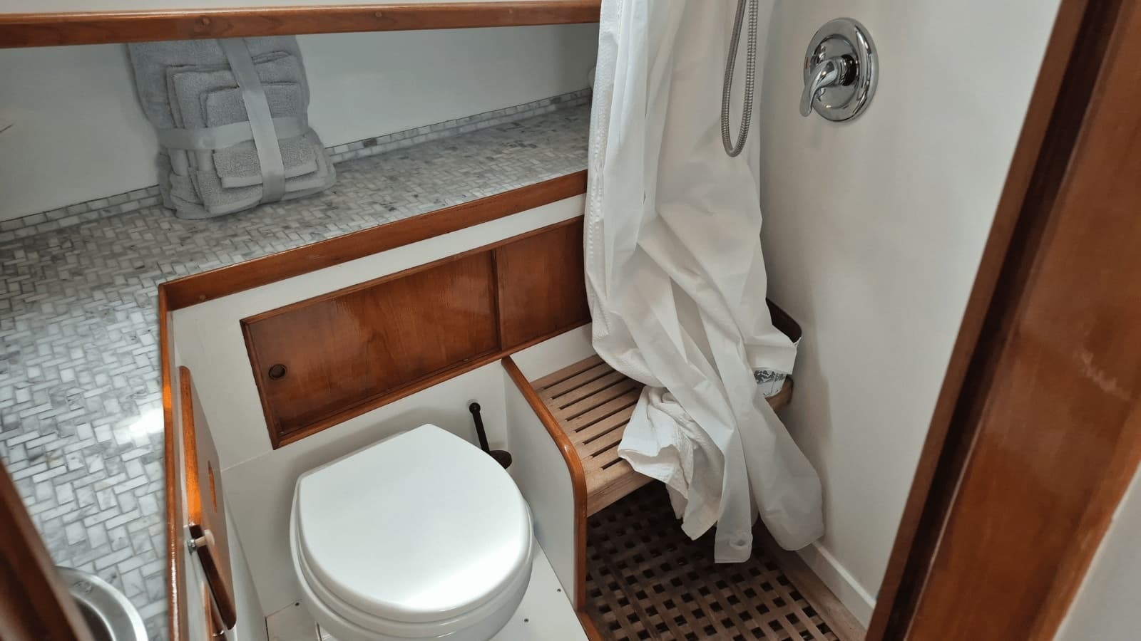 1983 Island Gypsy 44 - Photo 25