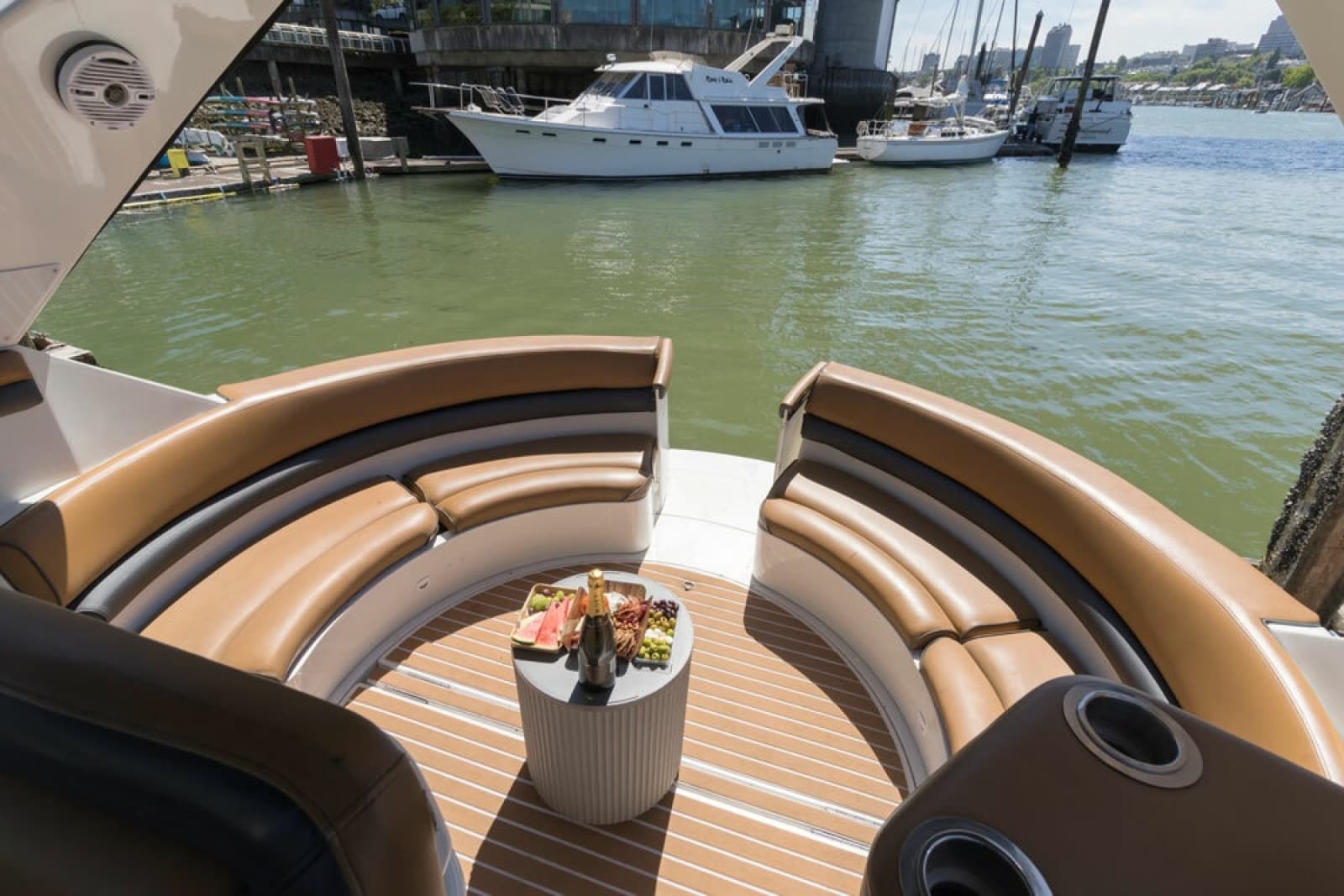 1993 Chris-Craft 380 Continental - Photo 7