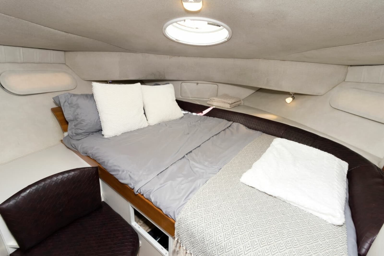 1993 Chris-Craft 380 Continental - Photo 26