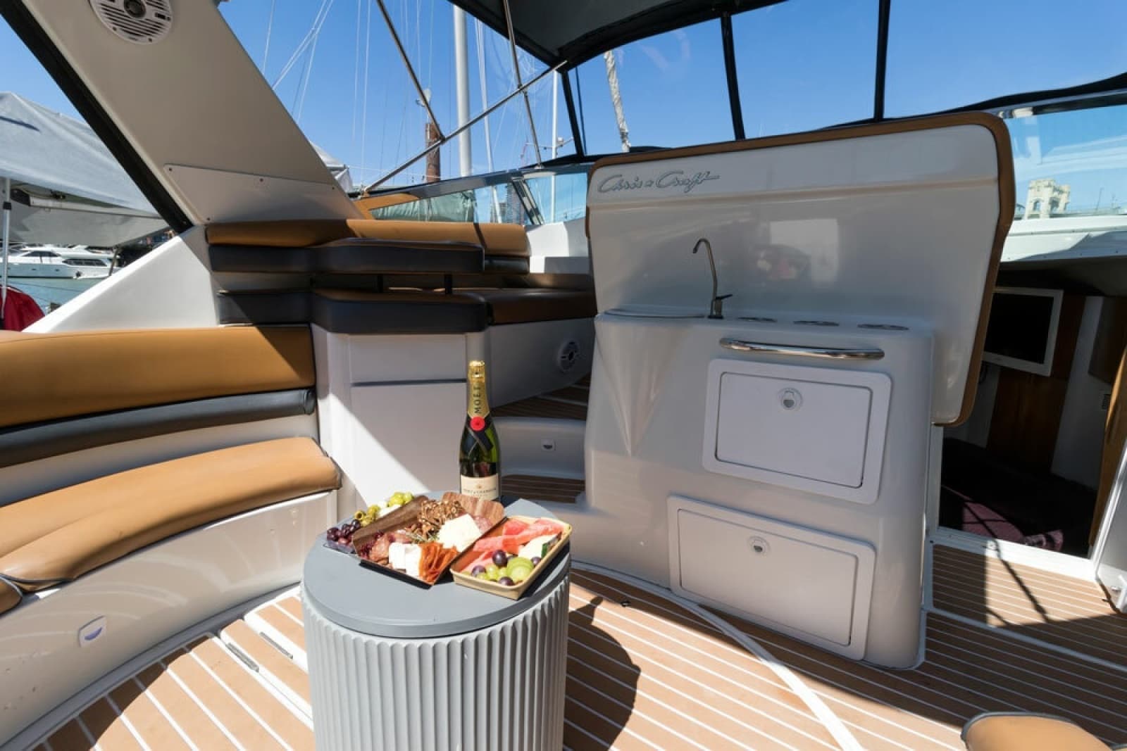 1993 Chris-Craft 380 Continental - Photo 9