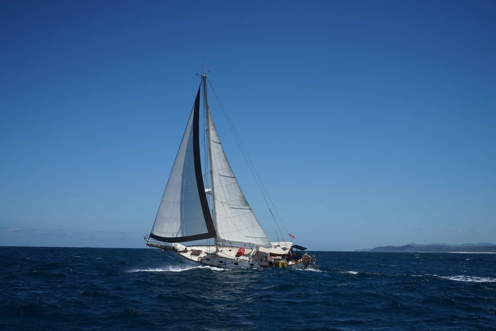 1977 Alajuela Yacht Corp. 38 - Photo 5