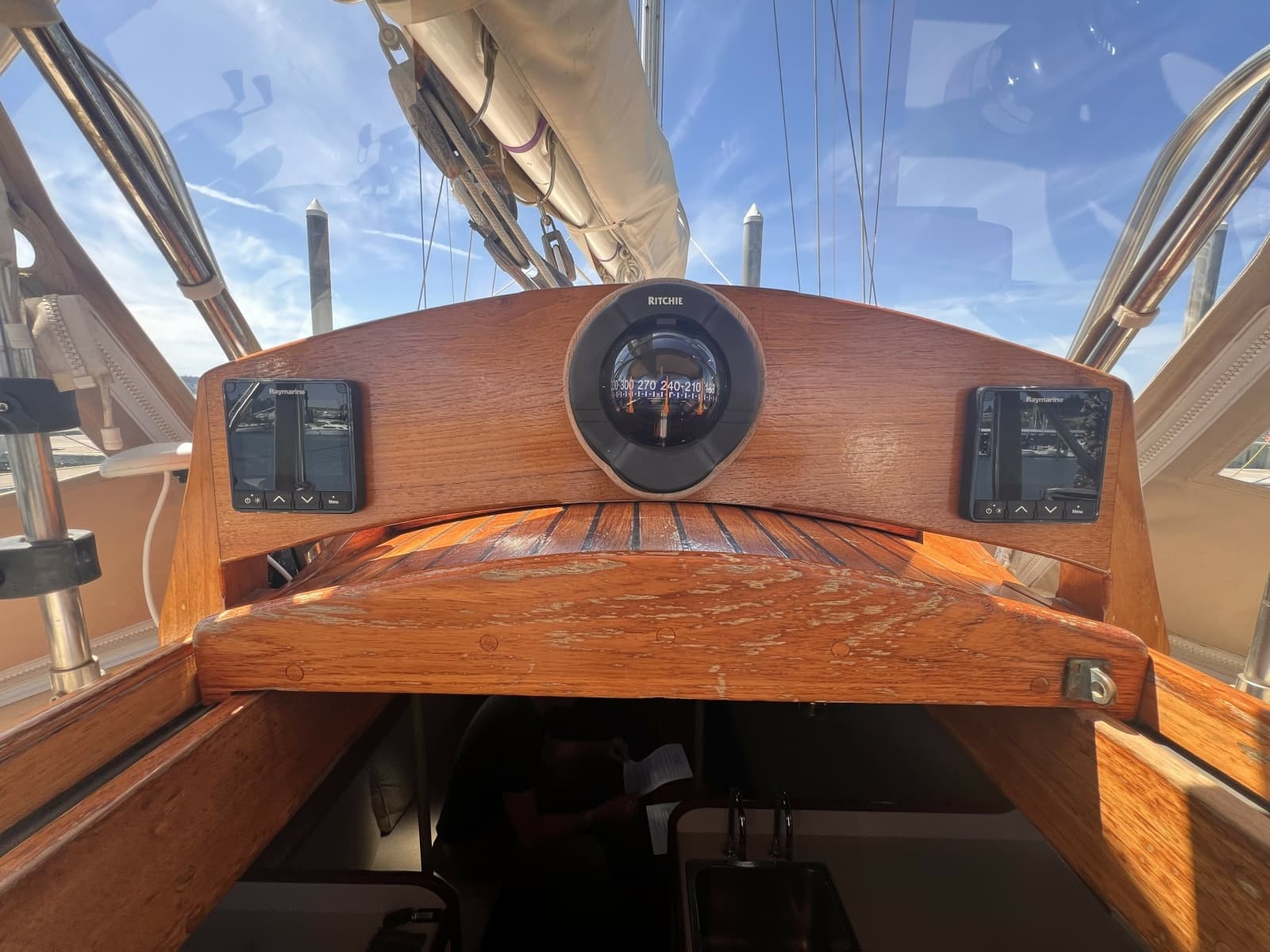 1977 Alajuela Yacht Corp. 38 - Photo 25