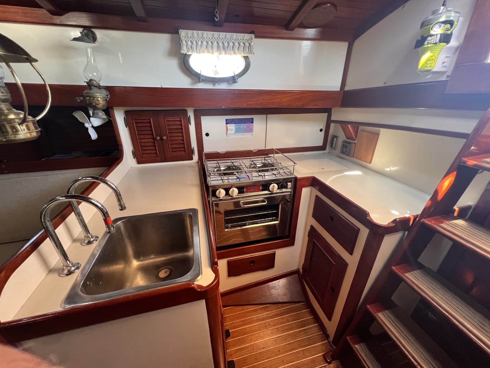1977 Alajuela Yacht Corp. 38 - Photo 86