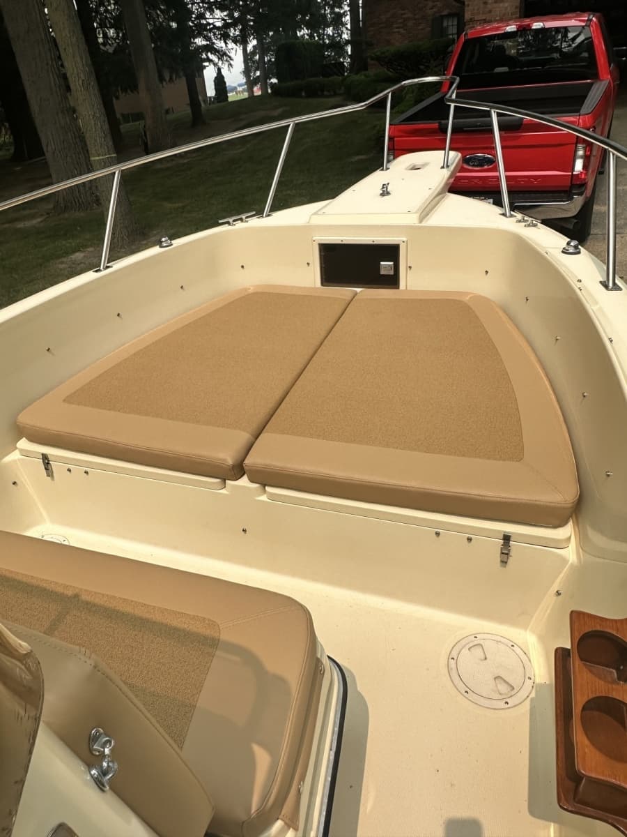 1988 Pursuit  - Photo 10