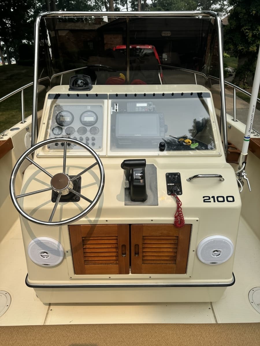 1988 Pursuit  - Photo 19