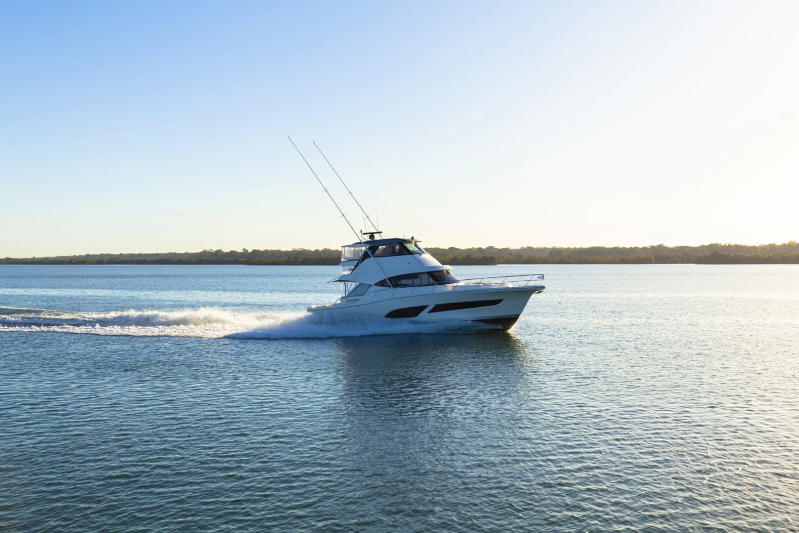 2026 Riviera 50 Sports Motor Yacht - Photo 8