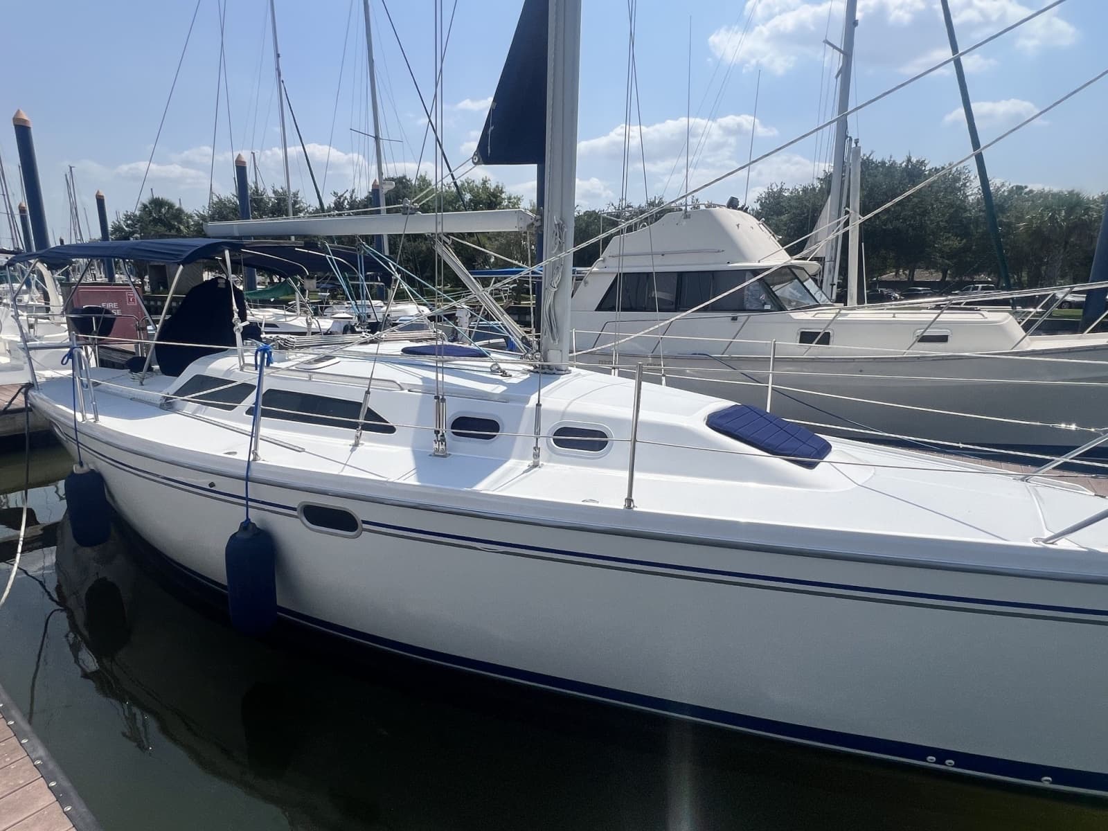 2004 Catalina 320 - Photo 1