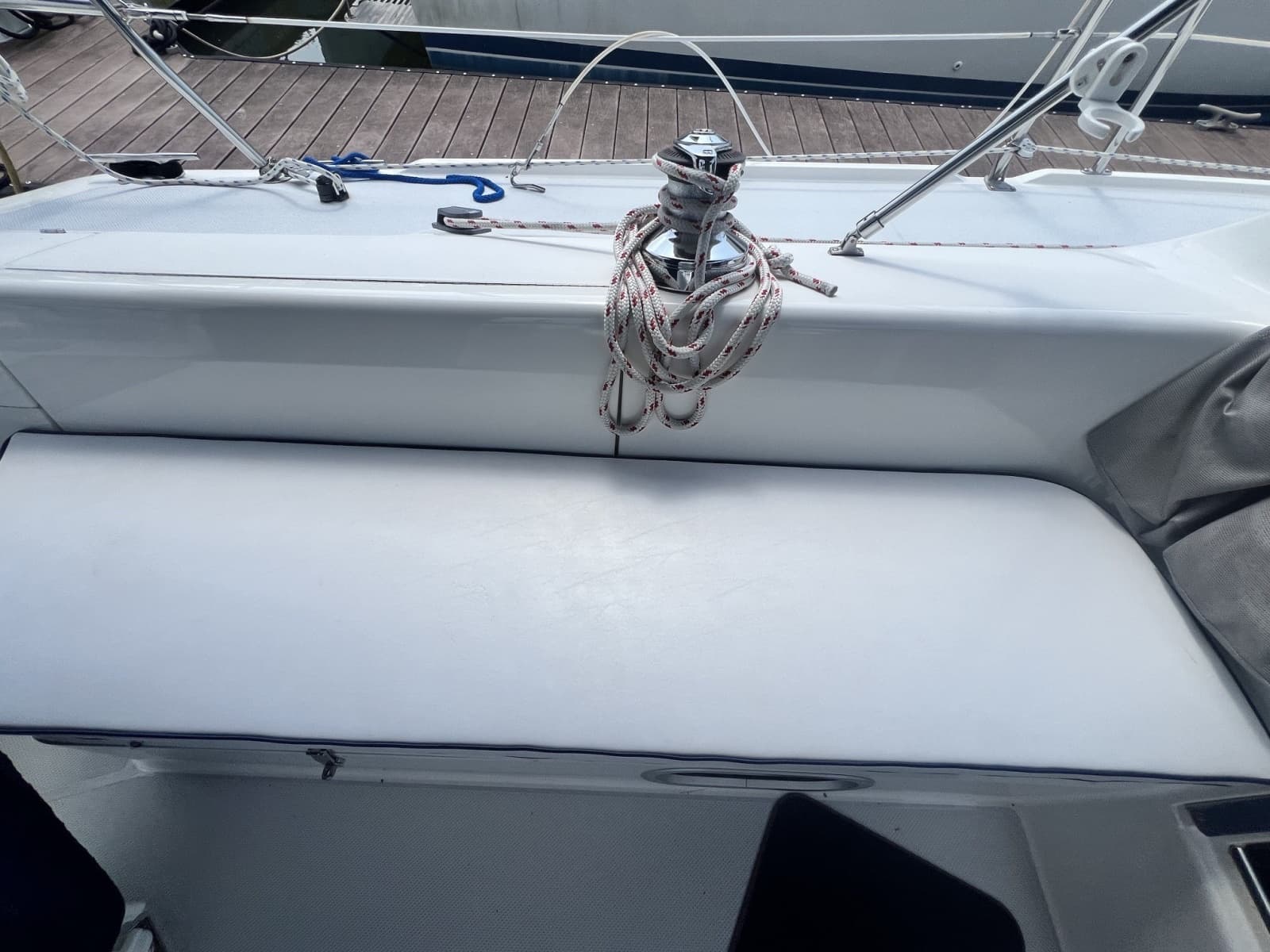 2004 Catalina 320 - Photo 22