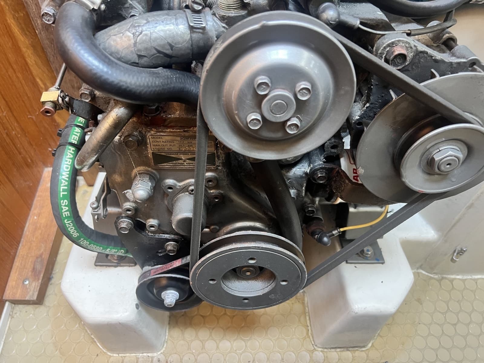 2004 Catalina 320 - Photo 63