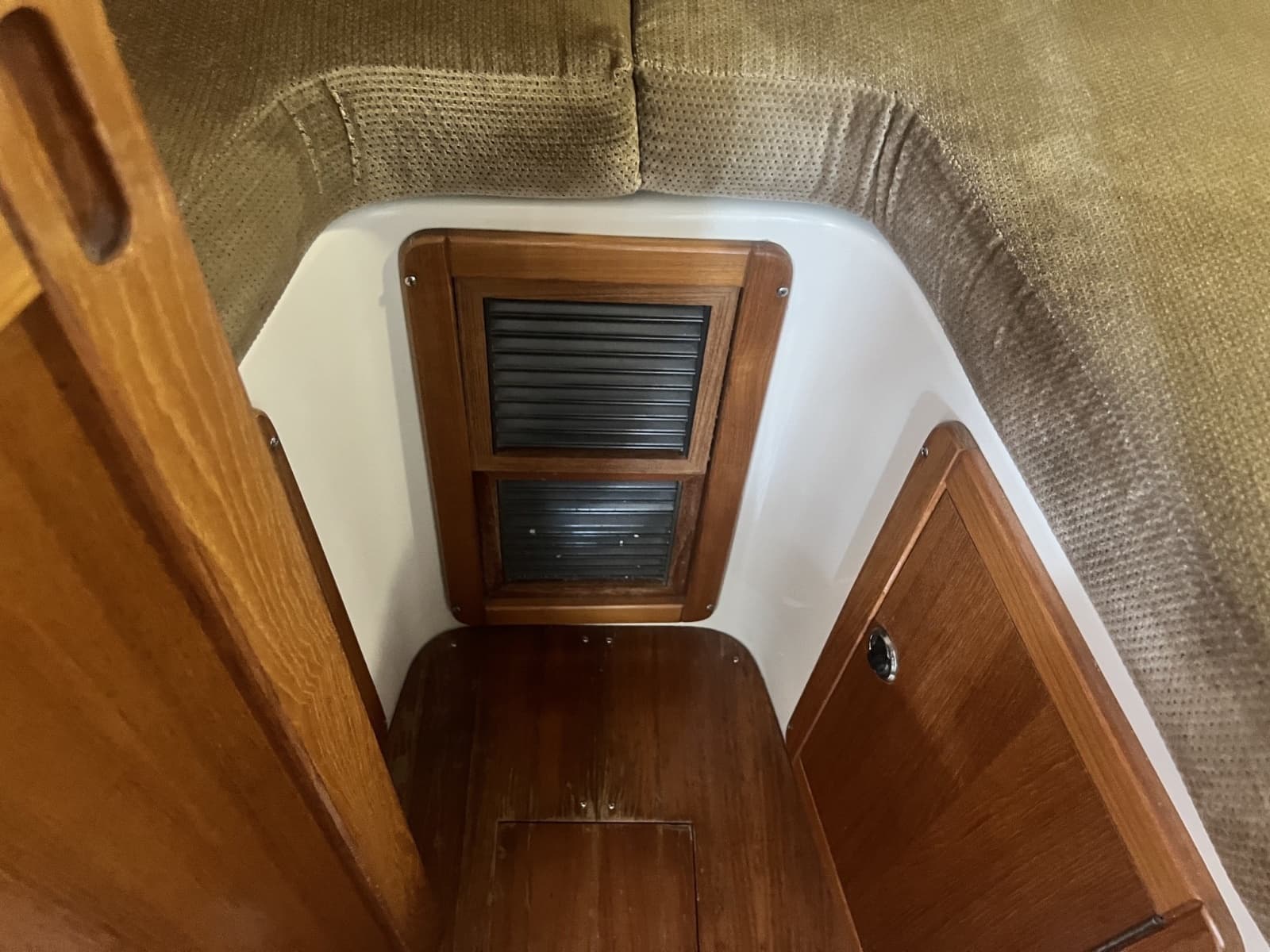 2004 Catalina 320 - Photo 58
