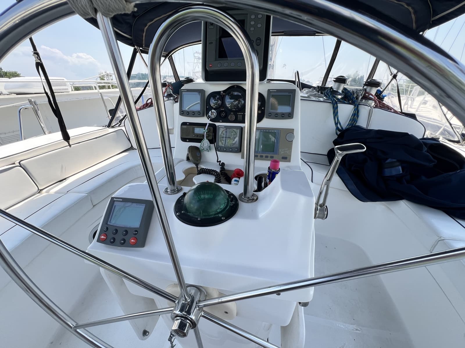 2002 Hunter 410 - Photo 2