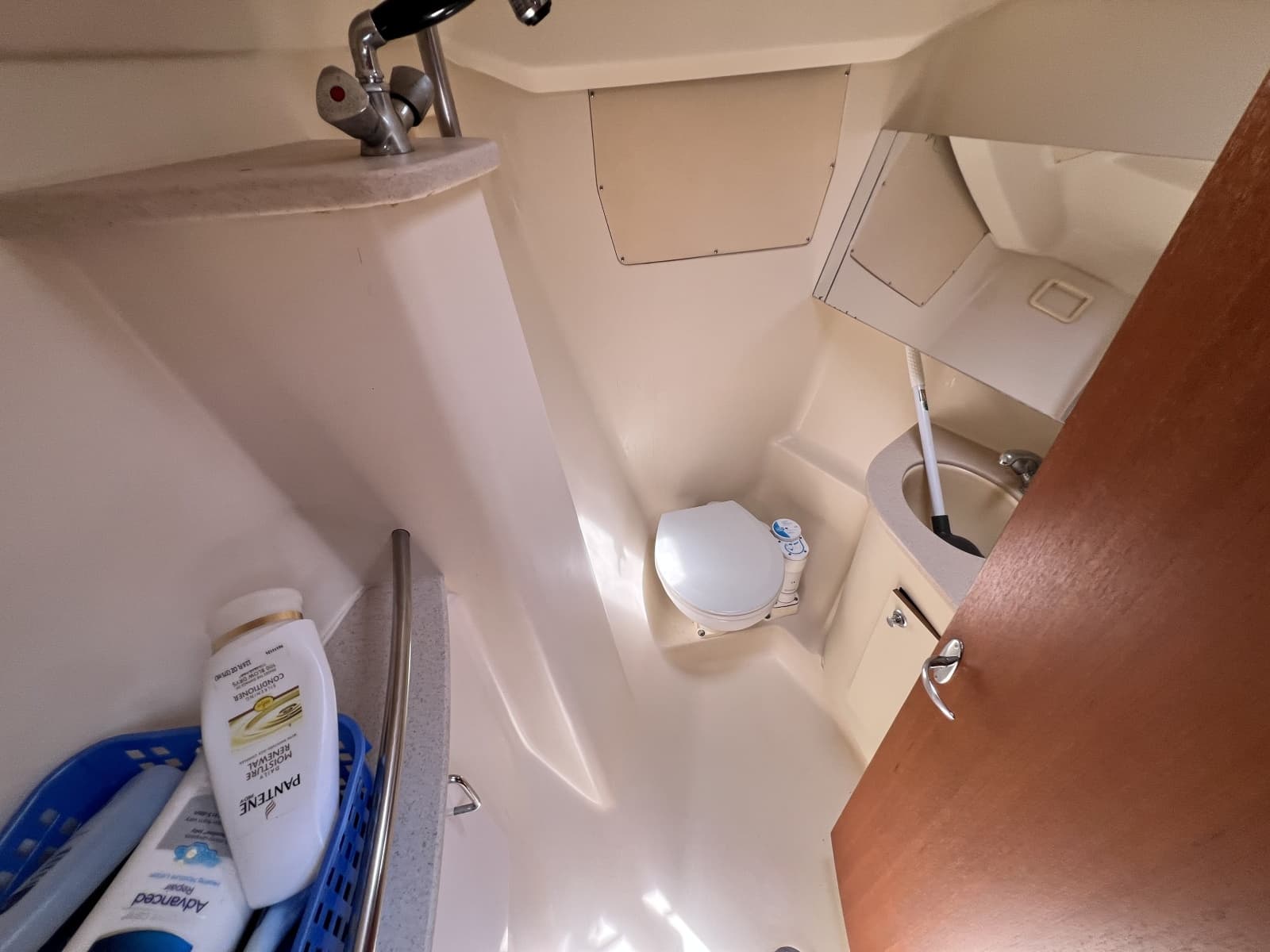 2002 Hunter 410 - Photo 11