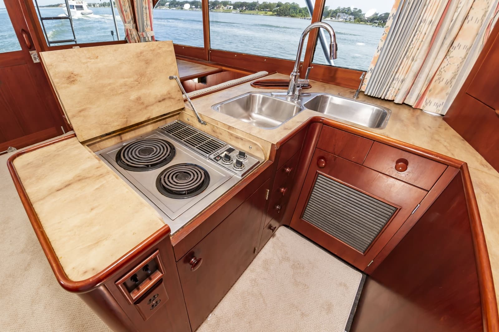1985 Merritt Sportfish - Photo 48
