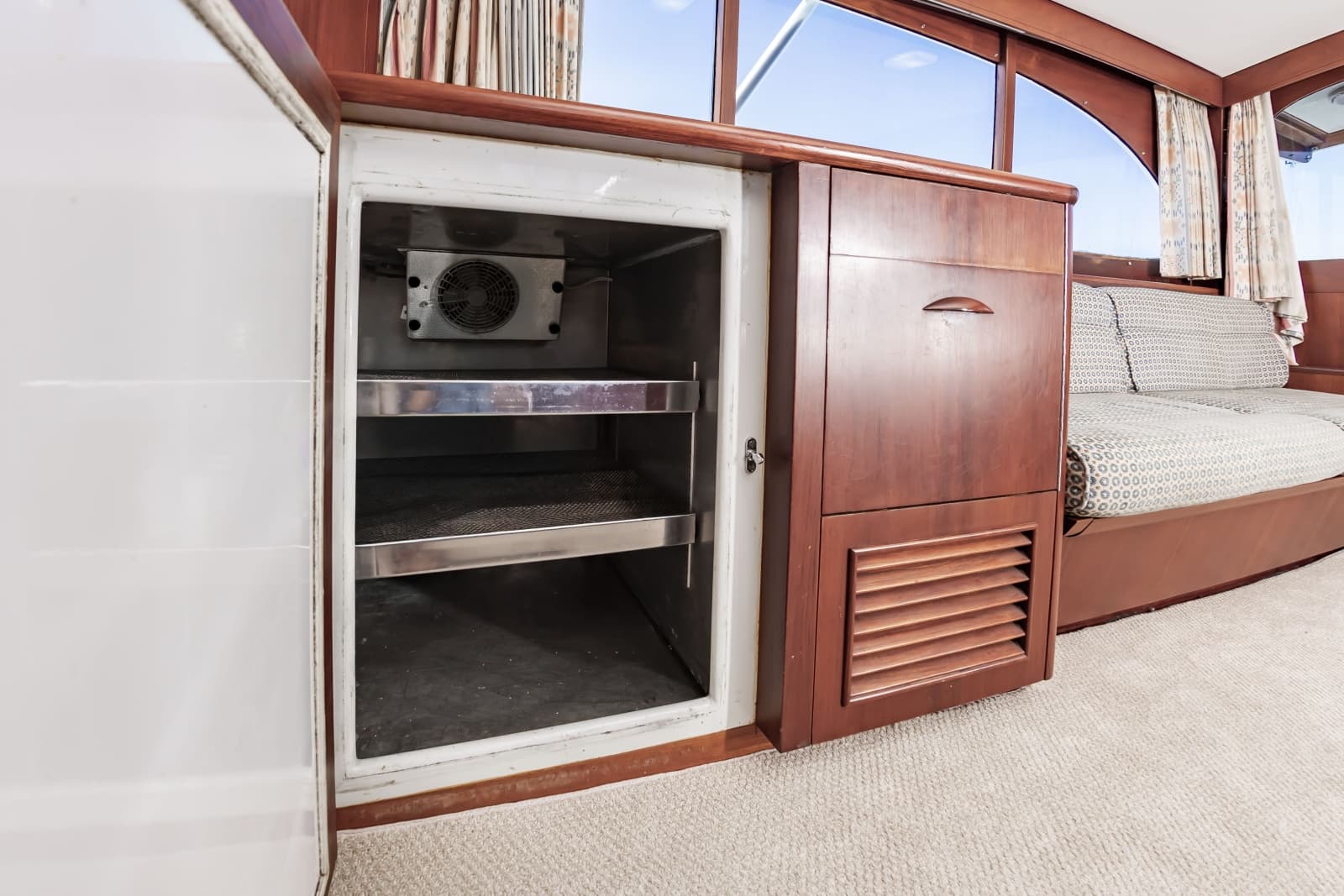 1985 Merritt Sportfish - Photo 45