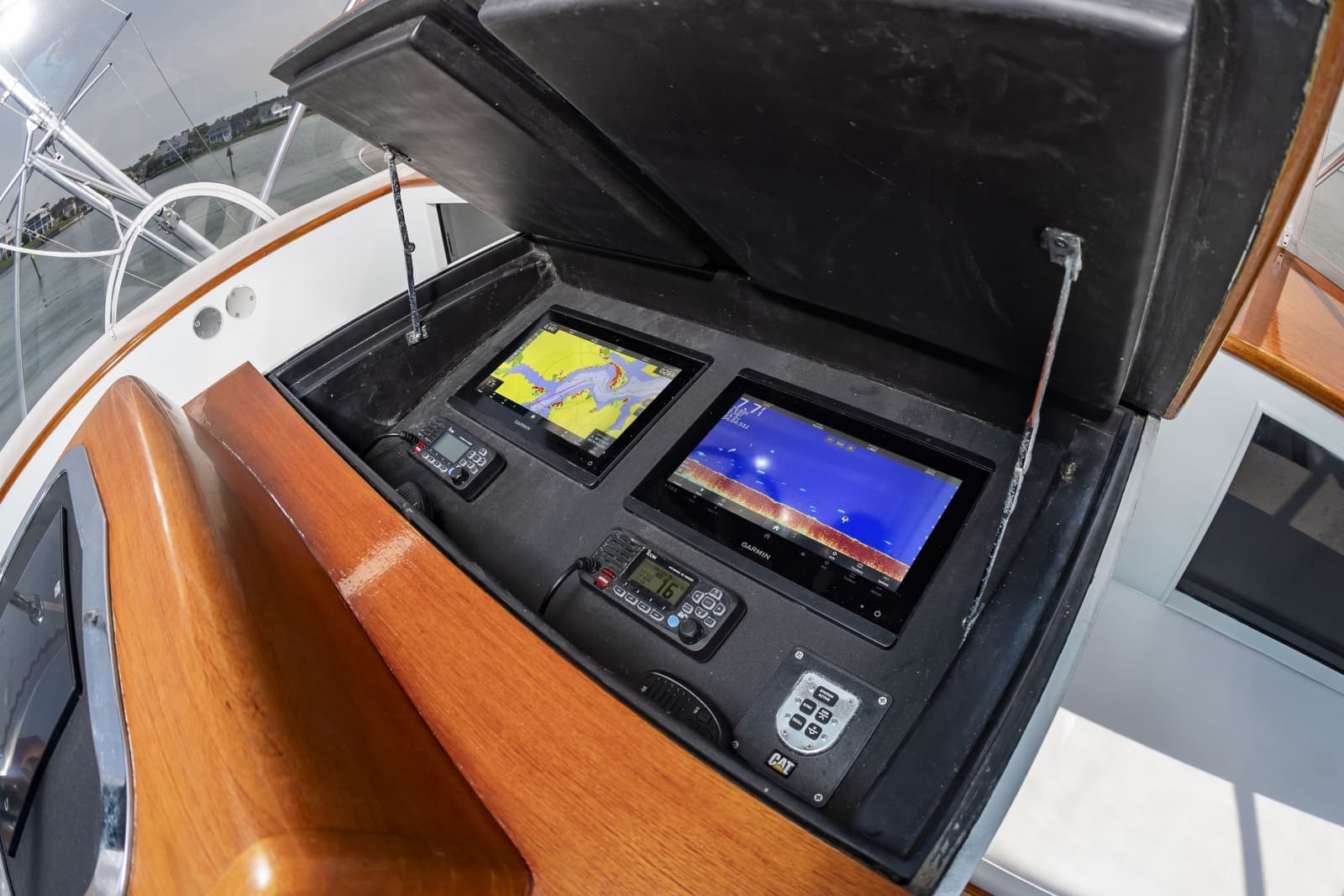 1985 Merritt Sportfish - Photo 33