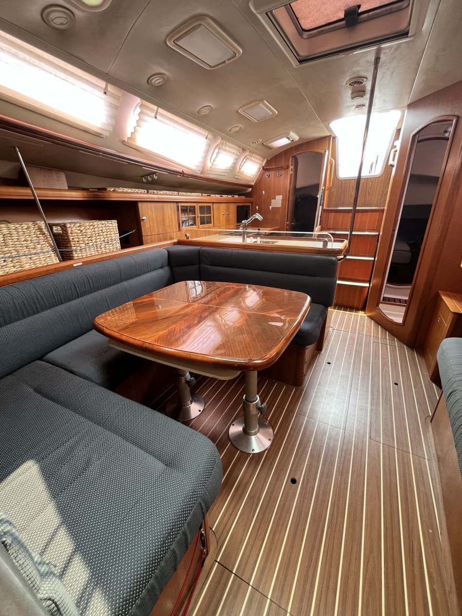 2007 Hunter 38 - Photo 7