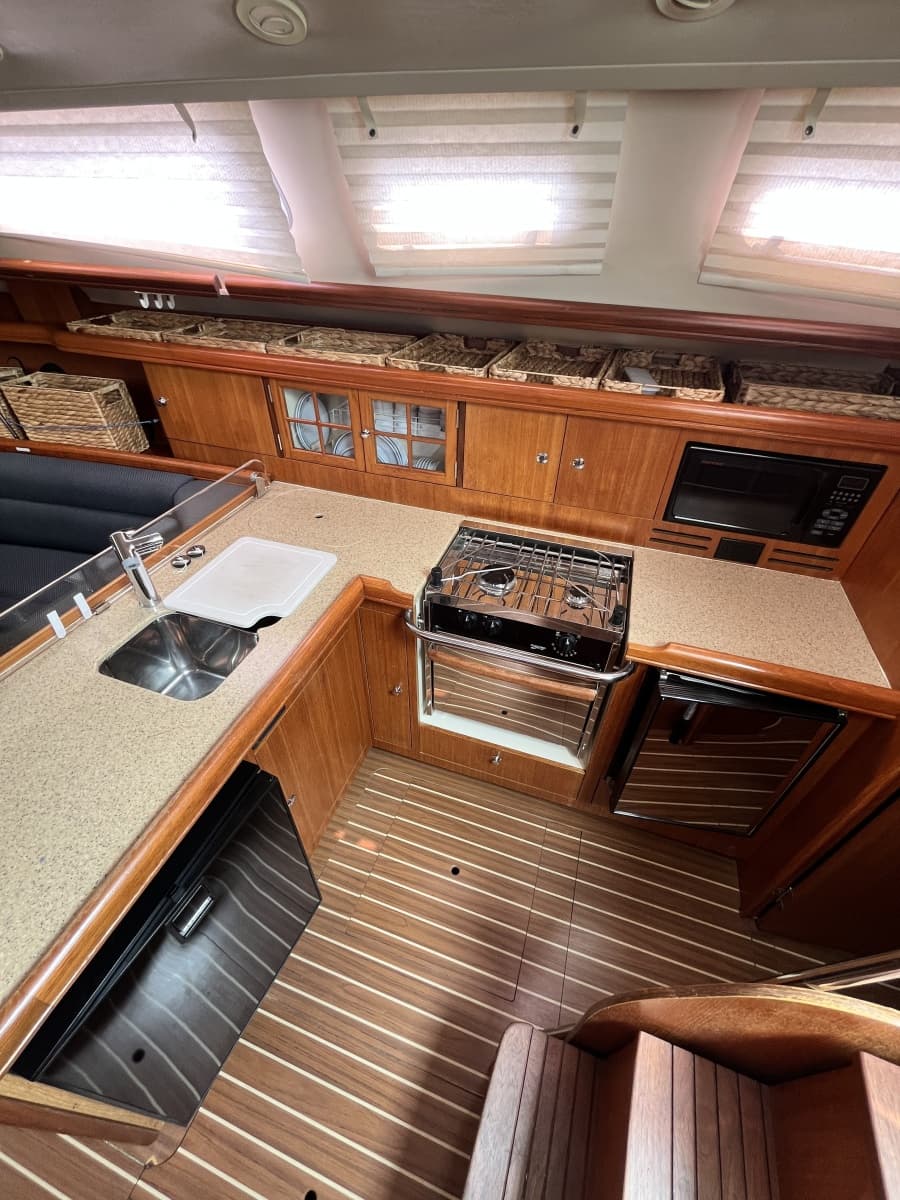 2007 Hunter 38 - Photo 10