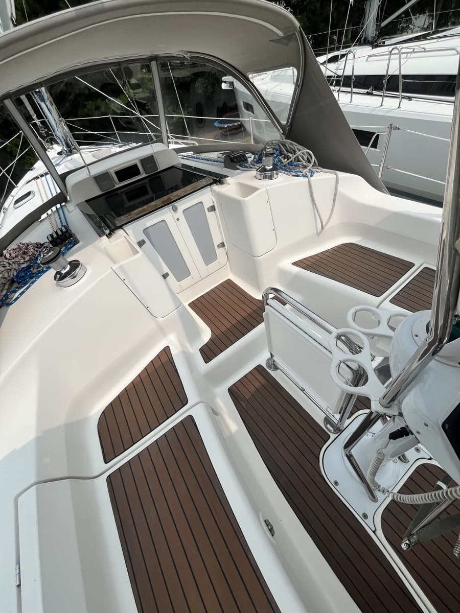 2007 Hunter 38 - Photo 4