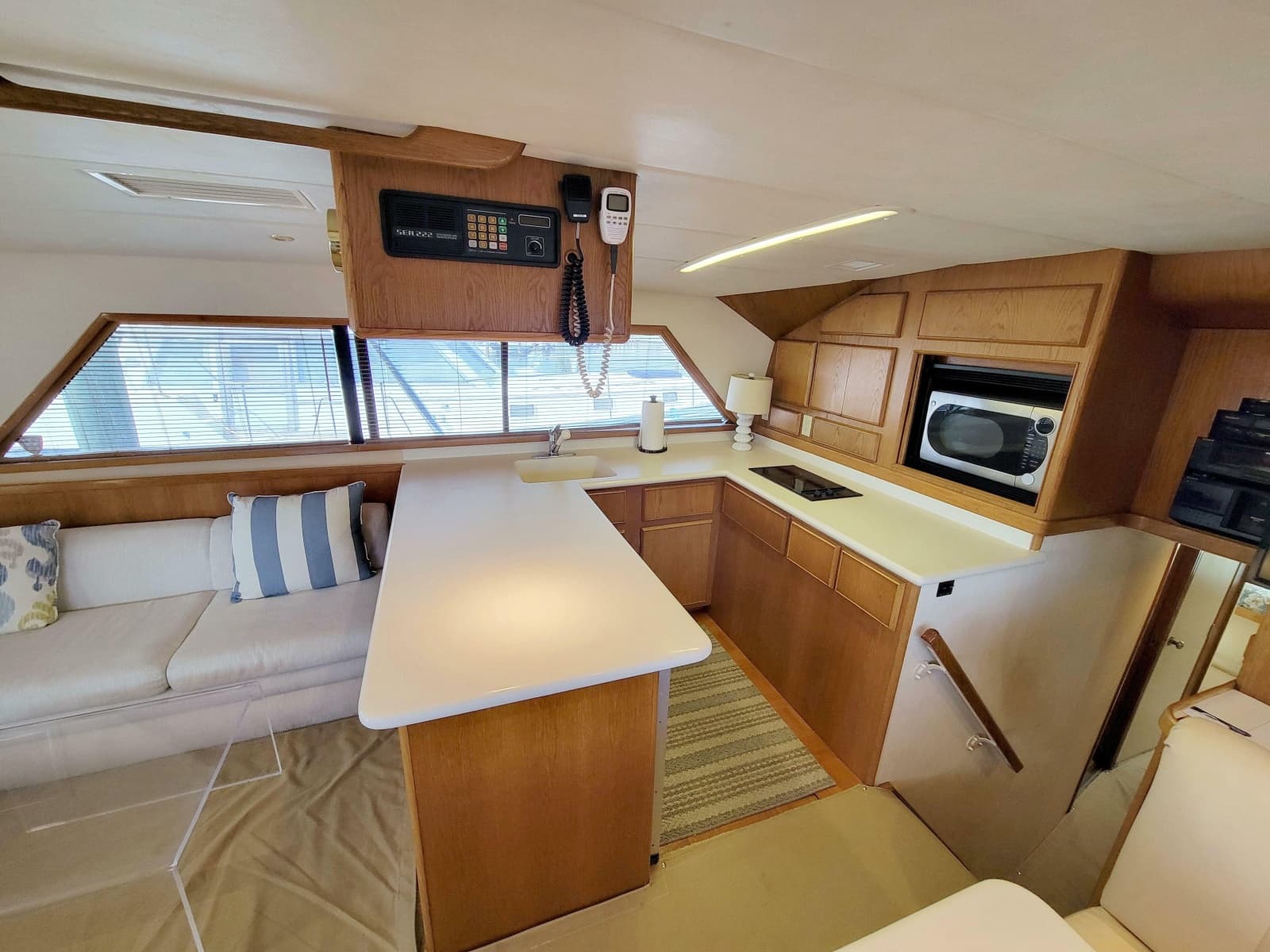 1989 Bertram 50 Convertible - Photo 34