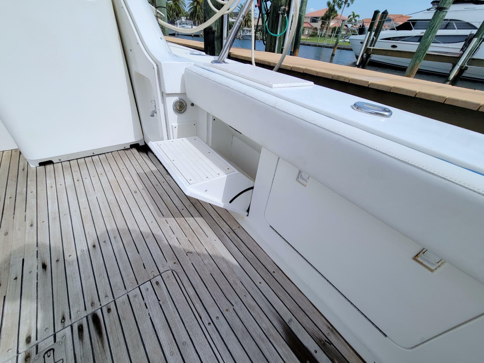 1989 Bertram 50 Convertible - Photo 27