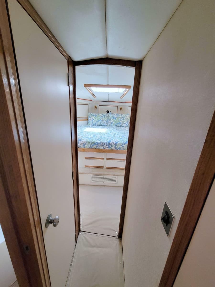 1989 Bertram 50 Convertible - Photo 43
