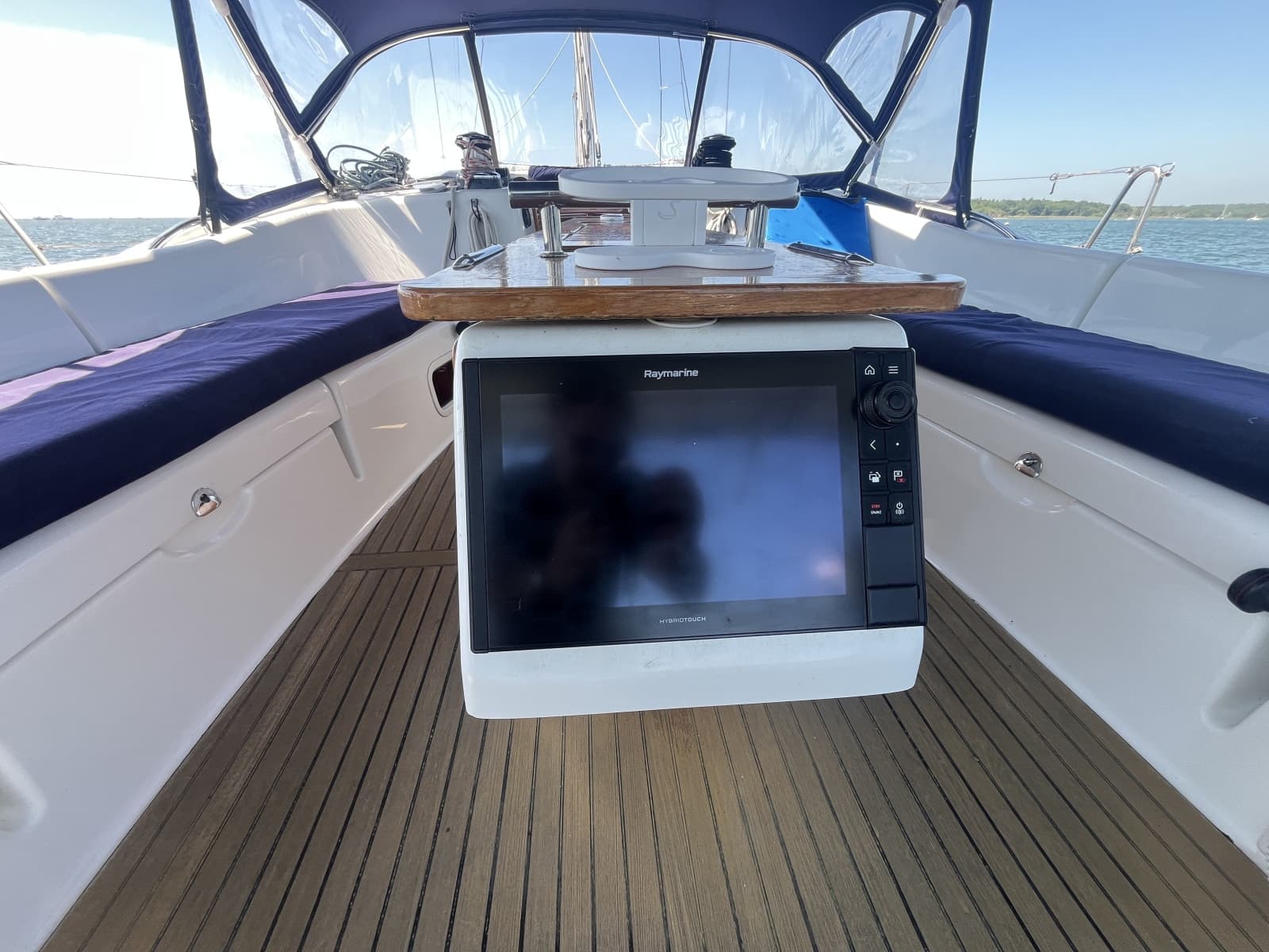 2011 Beneteau Oceanis 54 - Photo 13