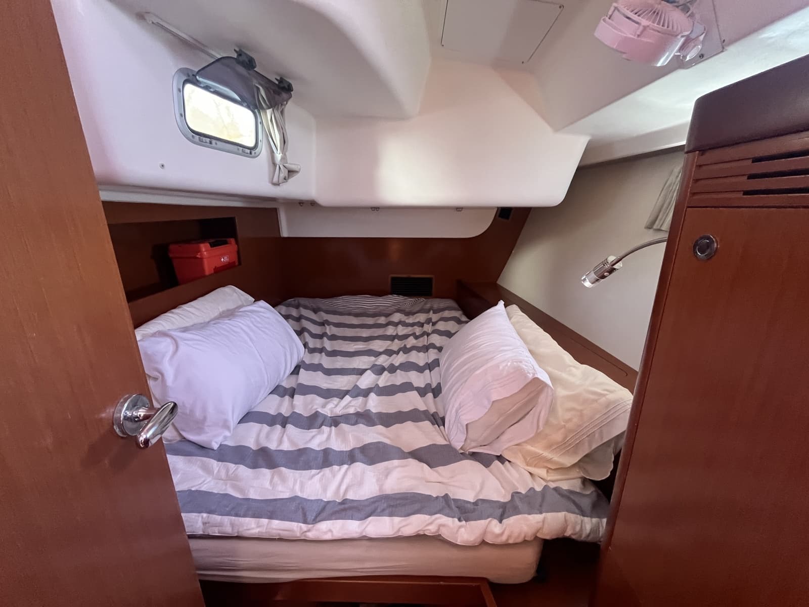 2011 Beneteau Oceanis 54 - Photo 42