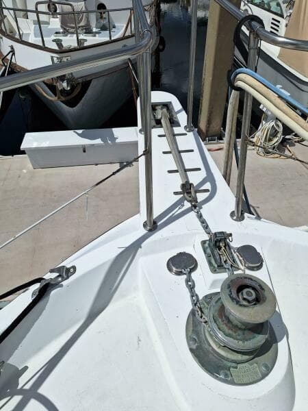 1988 Viking Motor Yacht - Photo 35