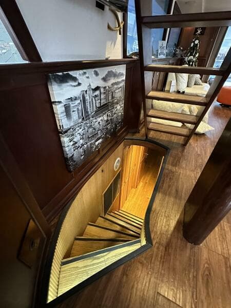1988 Viking Motor Yacht - Photo 57