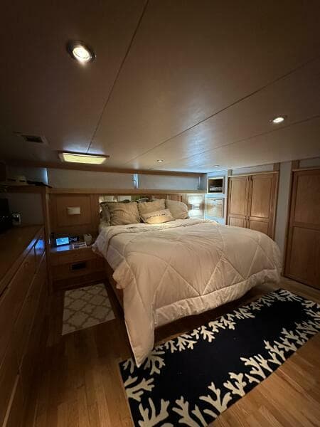 1988 Viking Motor Yacht - Photo 61