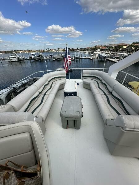 1988 Viking Motor Yacht - Photo 91