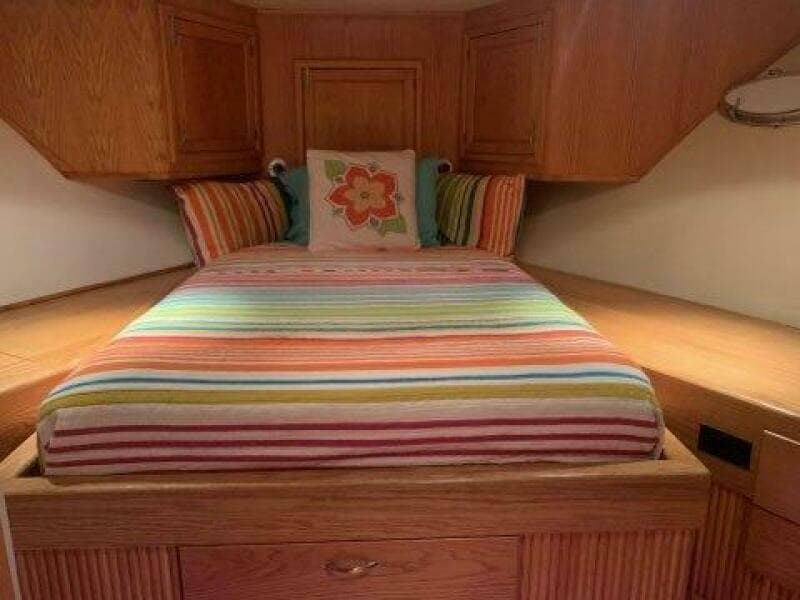 1988 Viking Motor Yacht - Photo 14