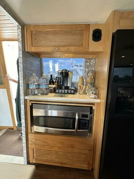 1988 Viking Motor Yacht - Photo 79