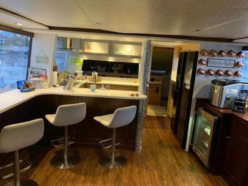 1988 Viking Motor Yacht - Photo 11