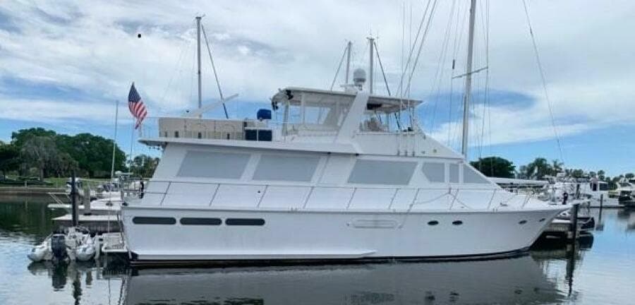 1988 Viking Motor Yacht - Photo 3