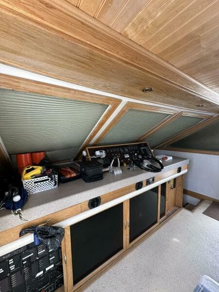 1988 Viking Motor Yacht - Photo 43