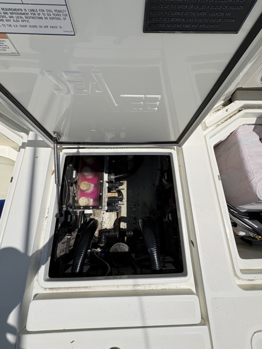2016 SeaVee 390Z - Photo 14