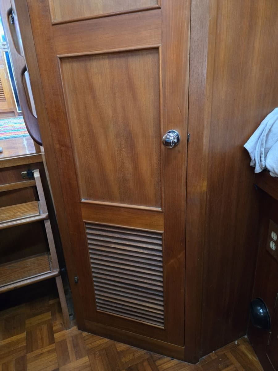 1979 Ocean Alexander 40 Double Cabin - Photo 15
