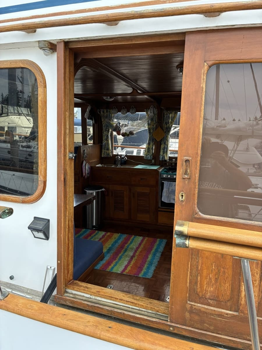 1979 Ocean Alexander 40 Double Cabin - Photo 7