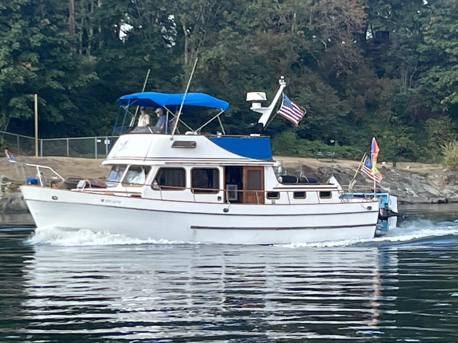 1979 Ocean Alexander 40 Double Cabin - Photo 2
